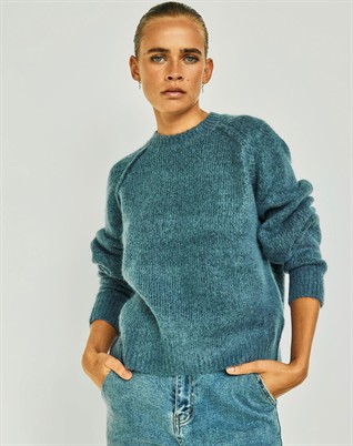 Andrea WBL Cropped Strik 